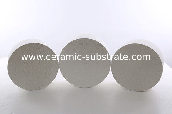 Ceramic Catalyst Carrier , 100CPSI Diesel Engine SCR Ceramic Substrate