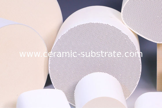কেনা Honeycomb Ceramic Substrates Custom For Exhaust Purification online manufacture