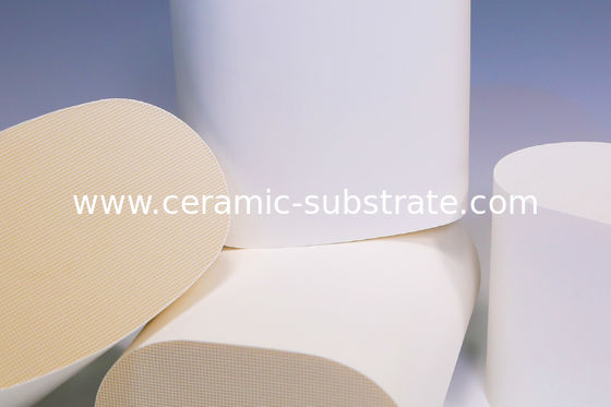 কেনা Polished Surface Finish Ceramic Substrates for Pneumatic Type Systems Diesel Oxidation Catalyst Applications Durable Performance online manufacture