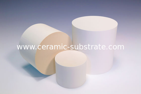 কেনা Porous Cordierite Honeycomb Ceramic Round for Catalyst Substrate online manufacture