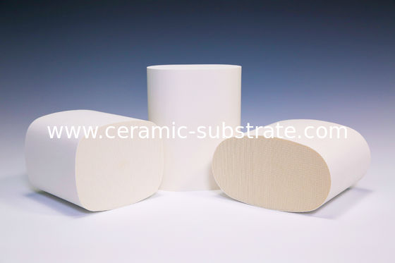কেনা Car Honeycomb Ceramic Filter Plate , porous ceramic For Catalytic Converter online manufacture