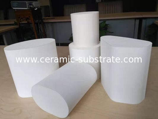 কেনা UV Laser Ceramic Substrate Made from Alumina Al2O3 Suitable for High Temperature and Electrical Insulation Applications online manufacture